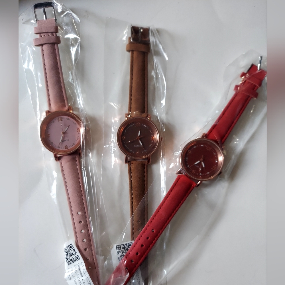 Trio of Ladies Faux Suede Rhinestone Quartz Watches - Picture 2 of 9